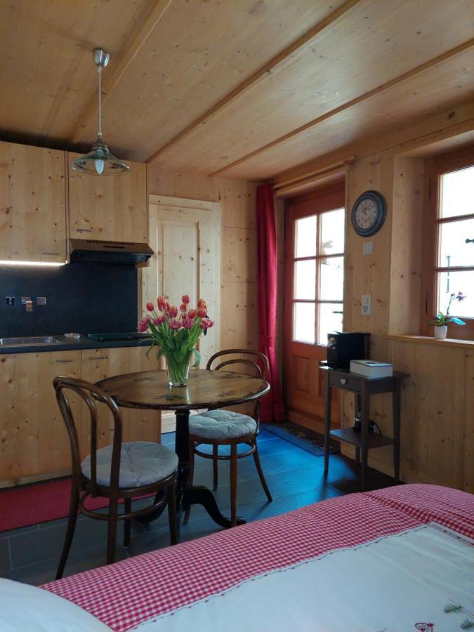 Ferienwohnung Chez Pierre Praz-de-Fort Exterior foto