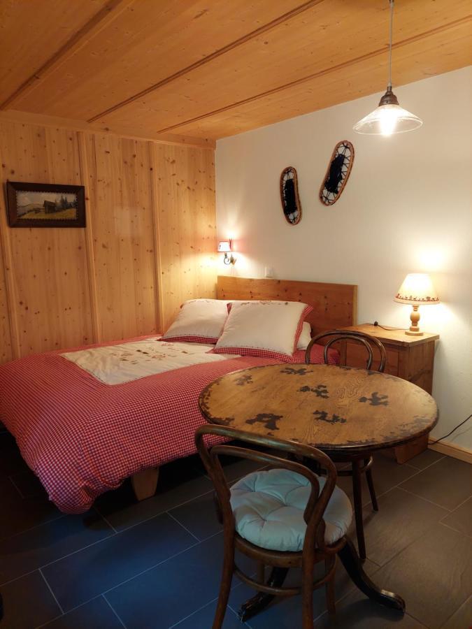 Ferienwohnung Chez Pierre Praz-de-Fort Exterior foto